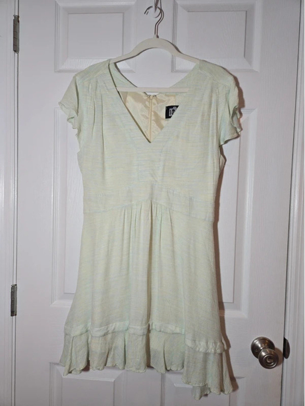 Luxe light green dress with ruffle size large